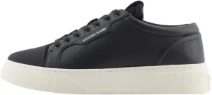 Armani Exchange Men's Classic Lion Clean Sneaker