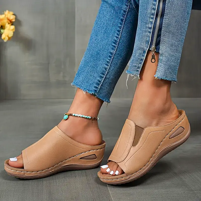 Ayla Lift Sandals