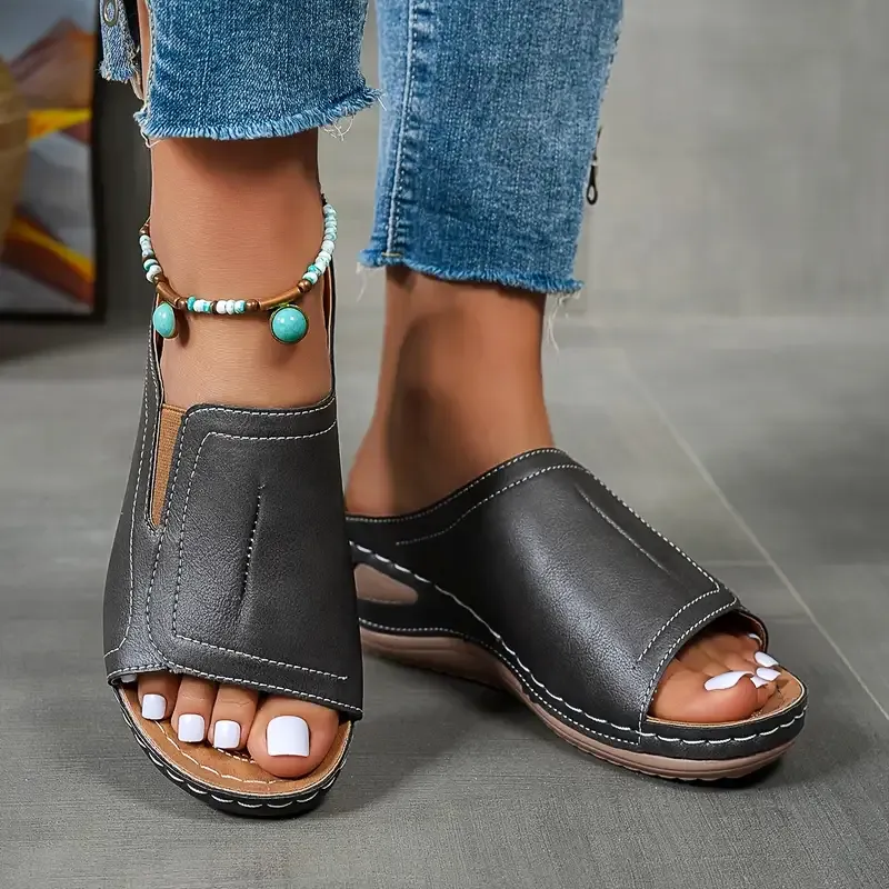 Ayla Lift Sandals