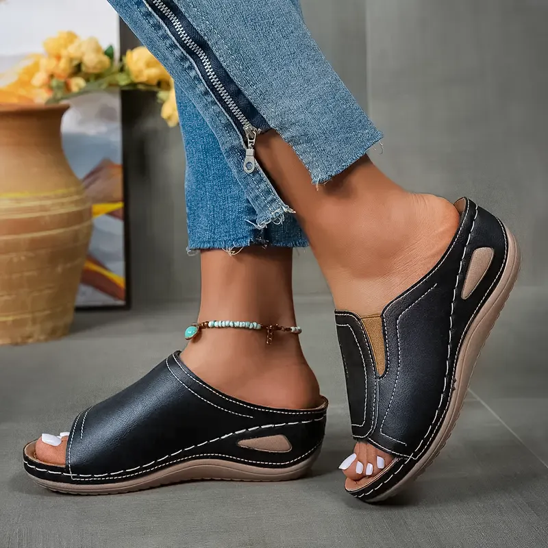 Ayla Lift Sandals