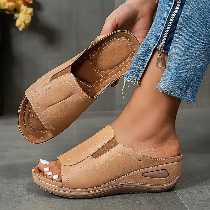 Ayla Lift Sandals