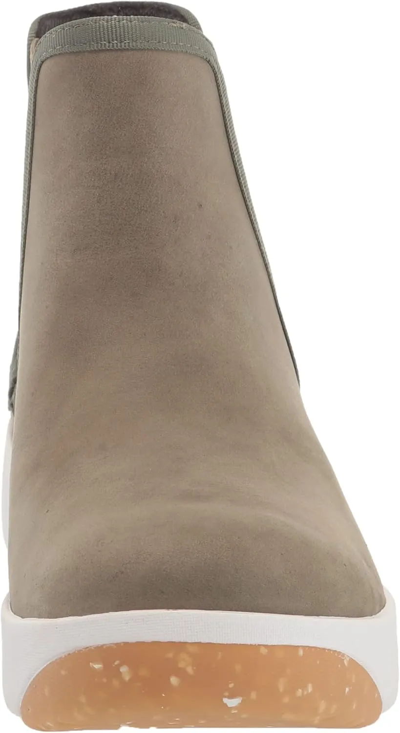 BOGS Women's Kicker Chelsea Leather Boot Snow