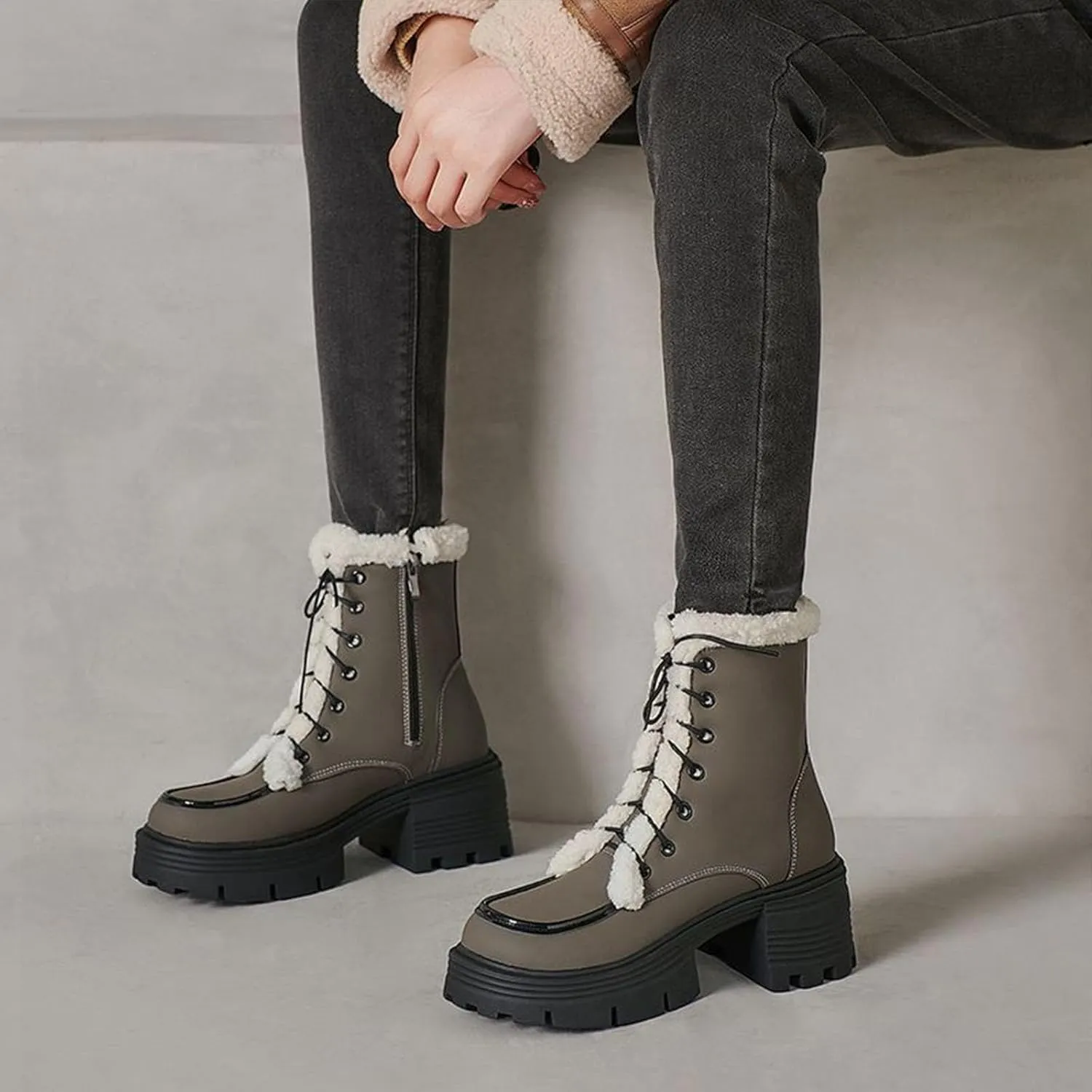 Chunky Low Heel Velvet Ankle Boots, Side Zip Lace Up Snow Boots Outdoor Sports Boots Raw Edge Patent Leather Matte Stain-Resistant Fashion Boots
