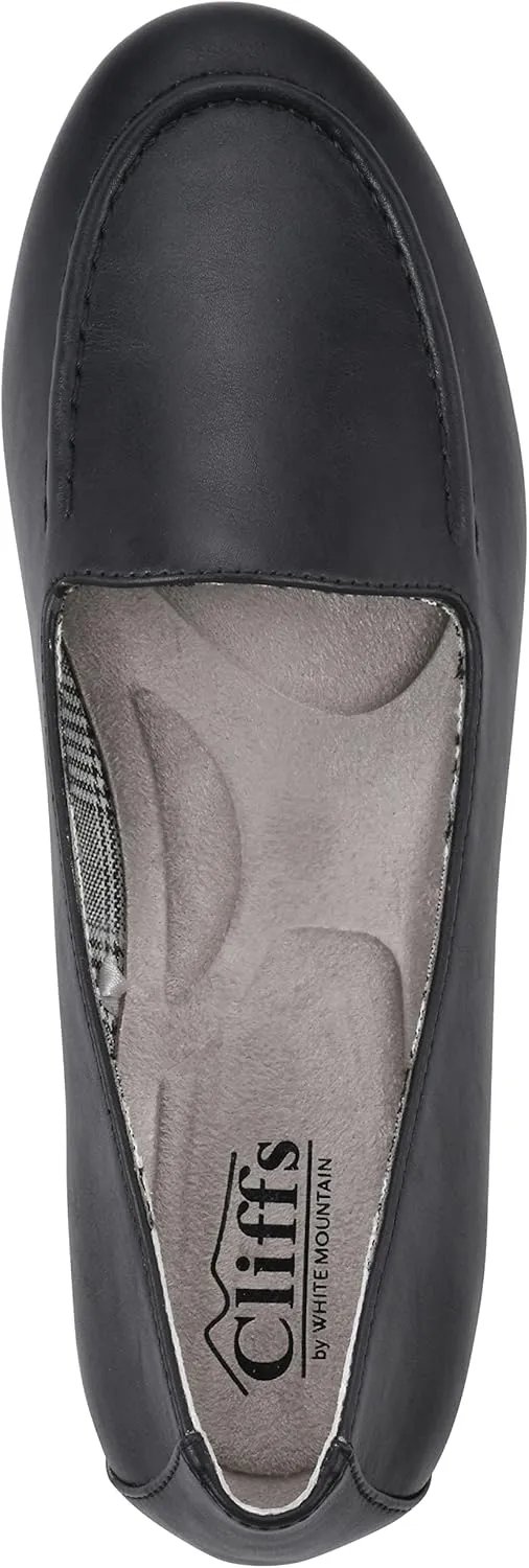 CLIFFS BY WHITE MOUNTAIN Women's Gracefully Tailored Loafer Flat