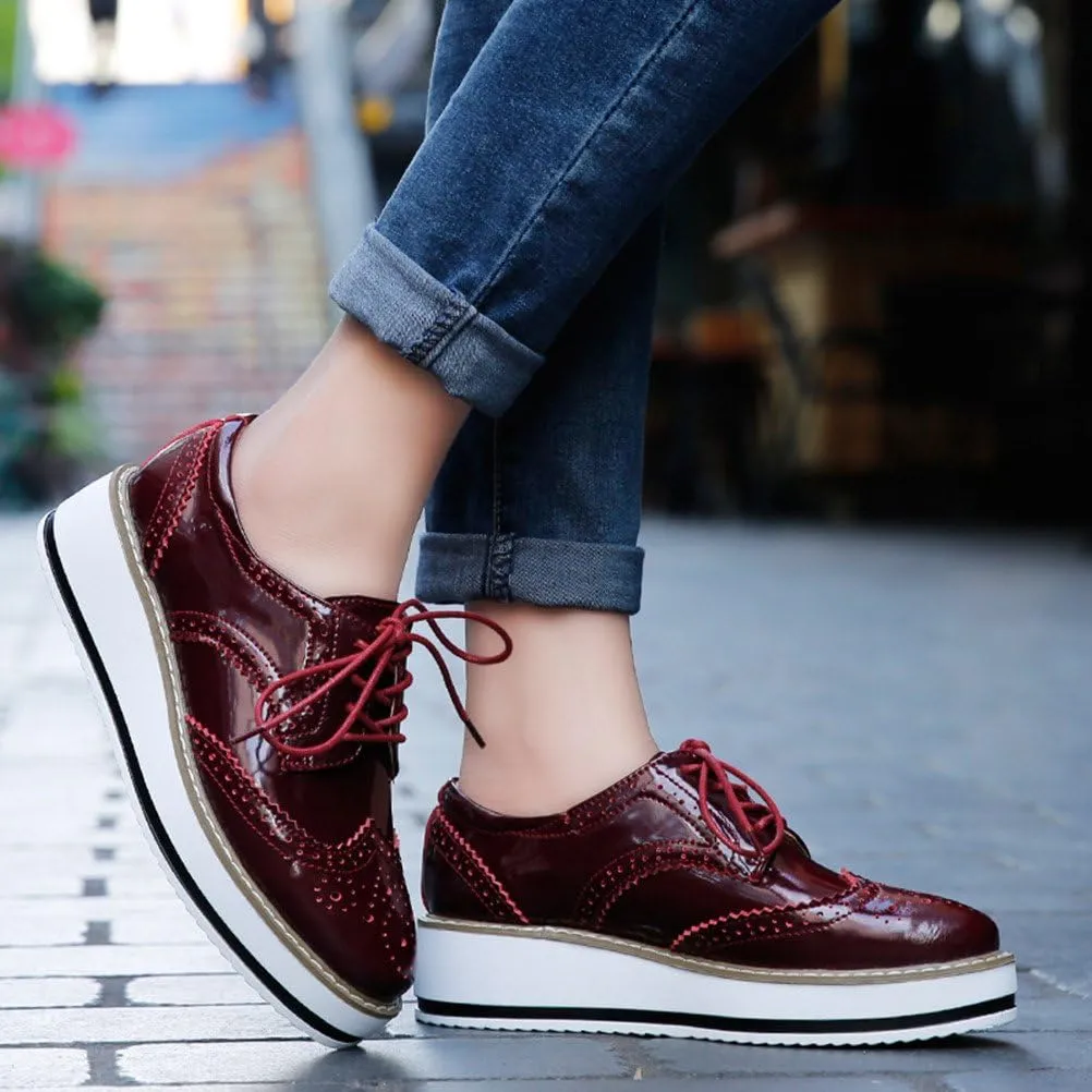 DADAWEN Women's Platform Lace-Up Wingtips Square Toe Oxfords Shoe