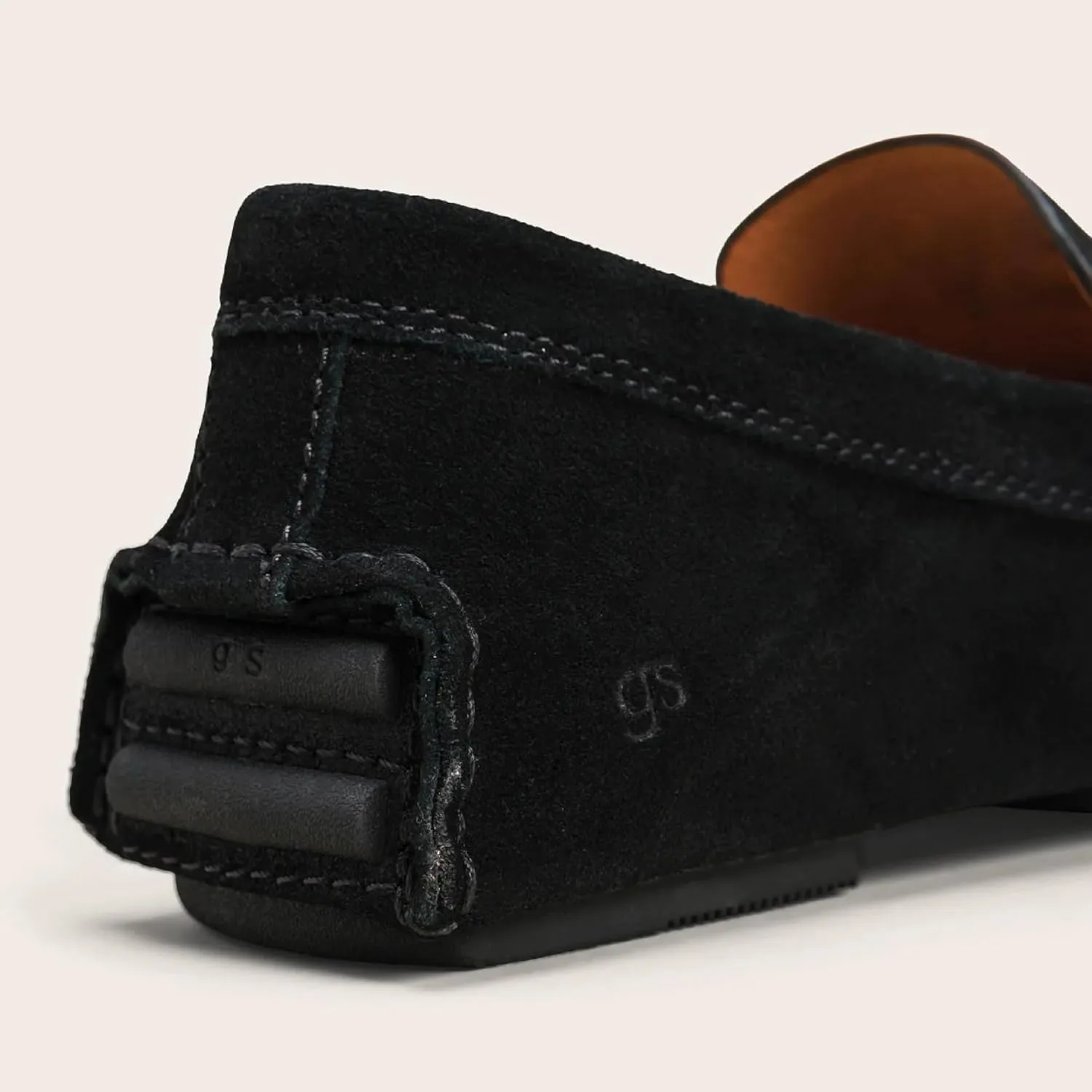 Gentle Souls by Kenneth Cole Men's Mateo Driver Soft Suede Penny Loafer, Built-in Arch Support