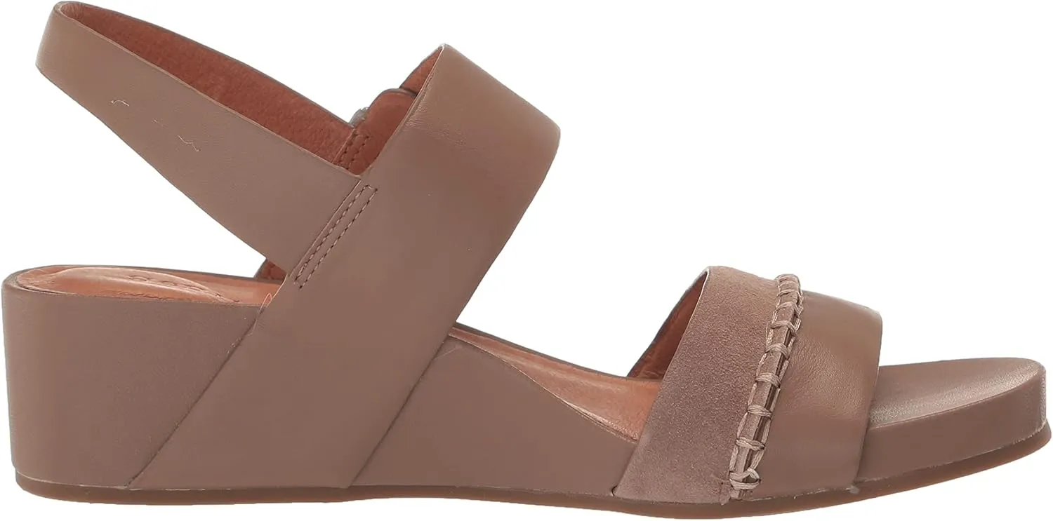Gentle Souls by Kenneth Cole Women's Giulia Wedge Sandal