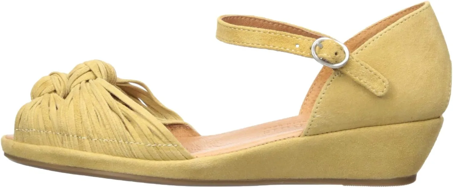 Gentle Souls by Kenneth Cole Women's Lily Knot Wedge Sandal