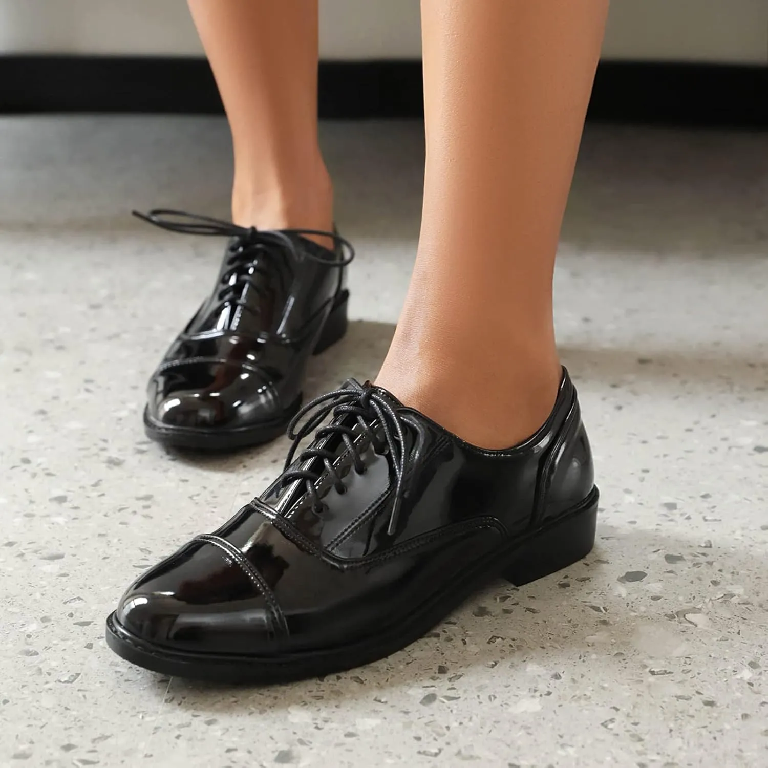 Gicoiz Footwear Womens Classic Round Toe Lace Up Oxfords Brogue Work Shoes