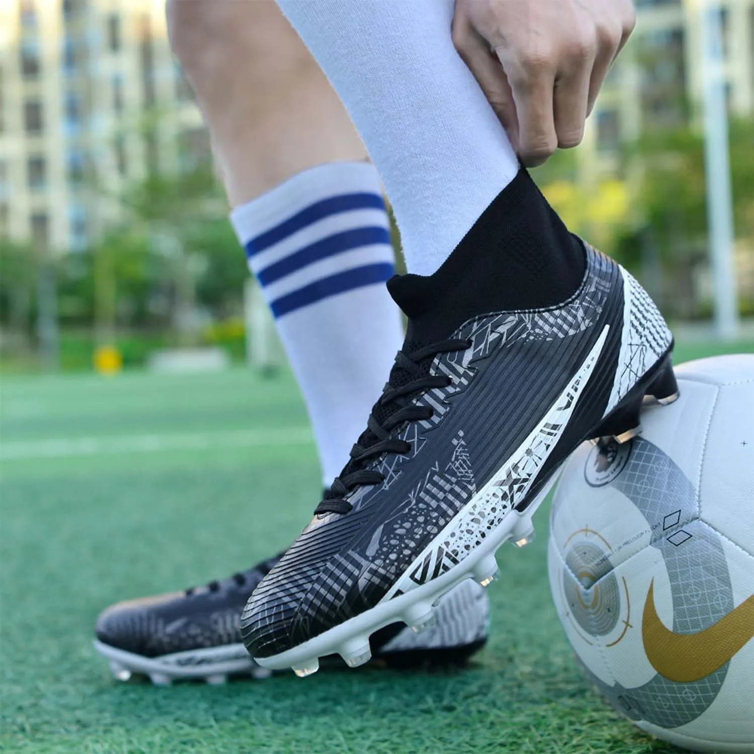 MEBAMY Men's Soccer Cleats Indoor Turf Lightweight Performance Training Soccer Shoes Soft Ground Athletic Football Boots Outdoor