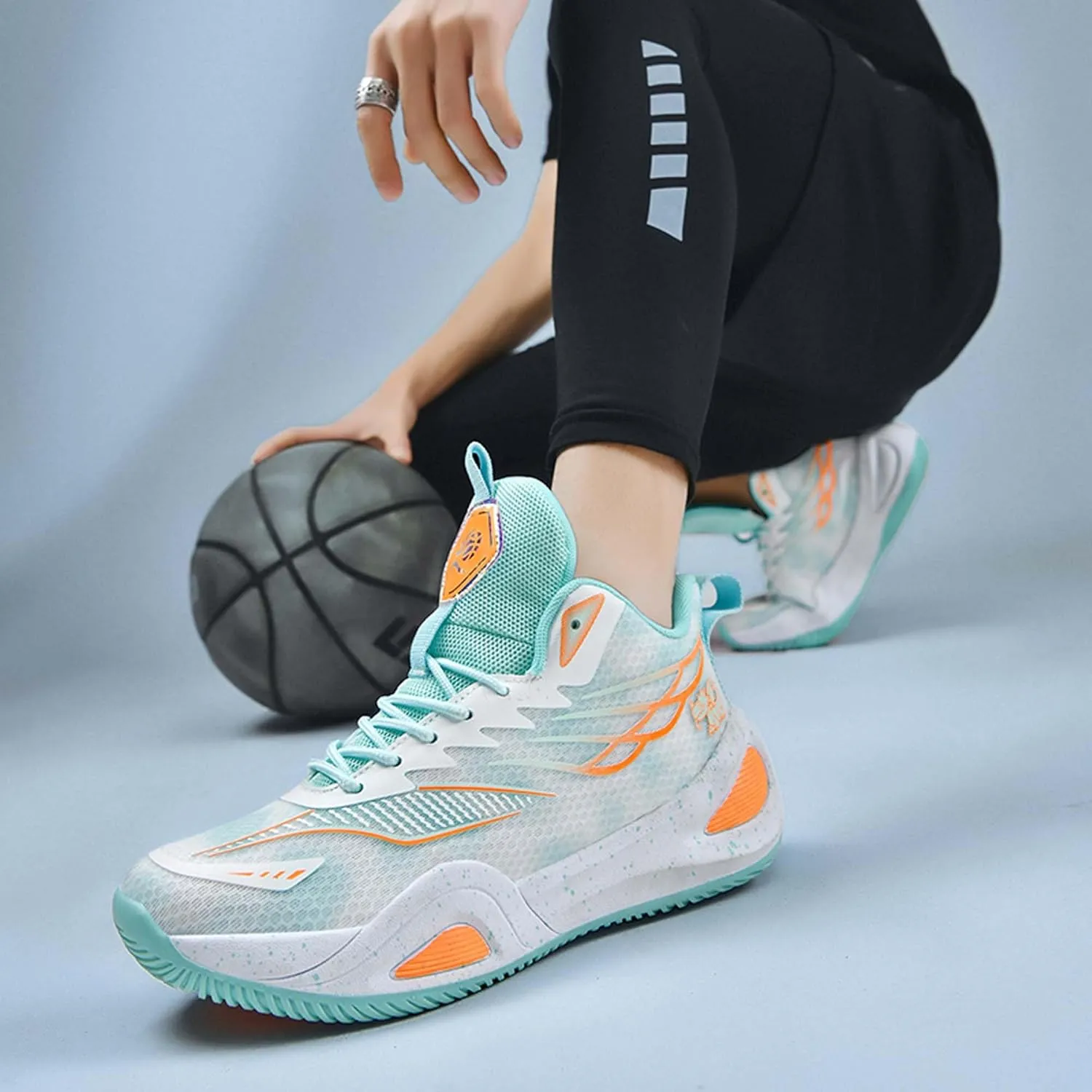 Mens Womens Couples Lace Up Mid Top Casual Sneakers Comfortable and Breathable Running Shoes Rubber Sole Non Slip Basketball Sneakers Walking Shoes Wear Resistant and Durable Fitness Training Shoes