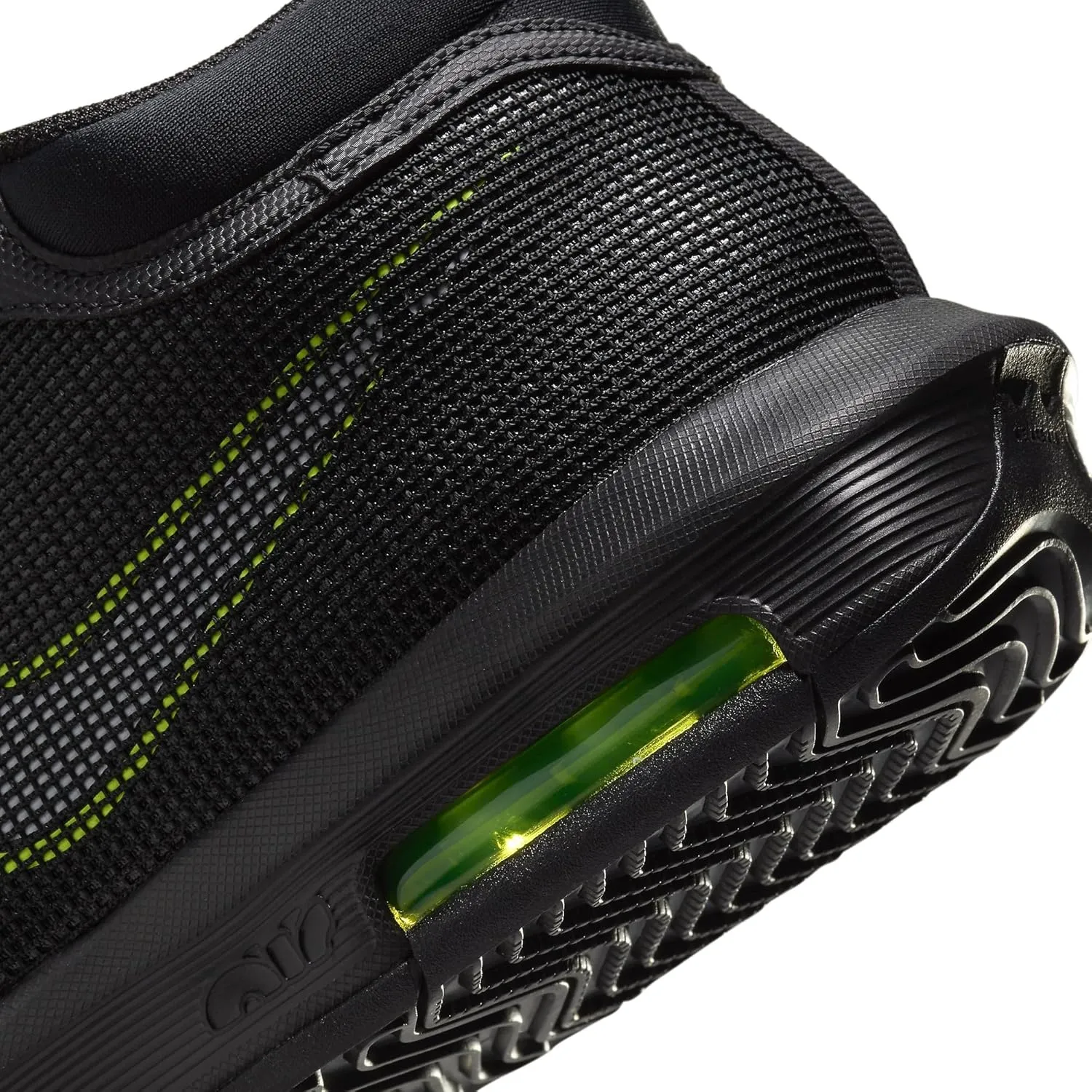 Nike Men's Basketball Shoe