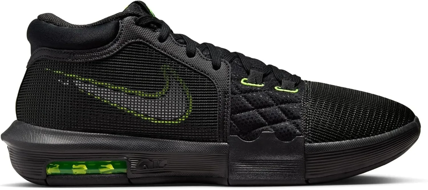 Nike Men's Basketball Shoe