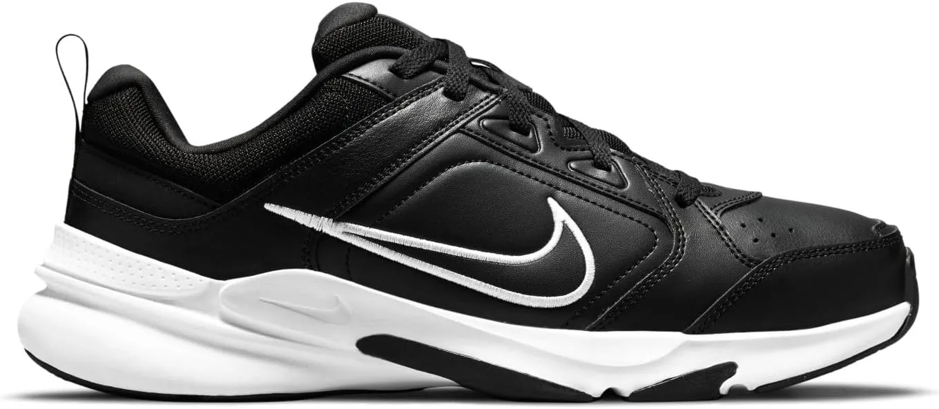 NIKE Men's Gymnastics Shoe