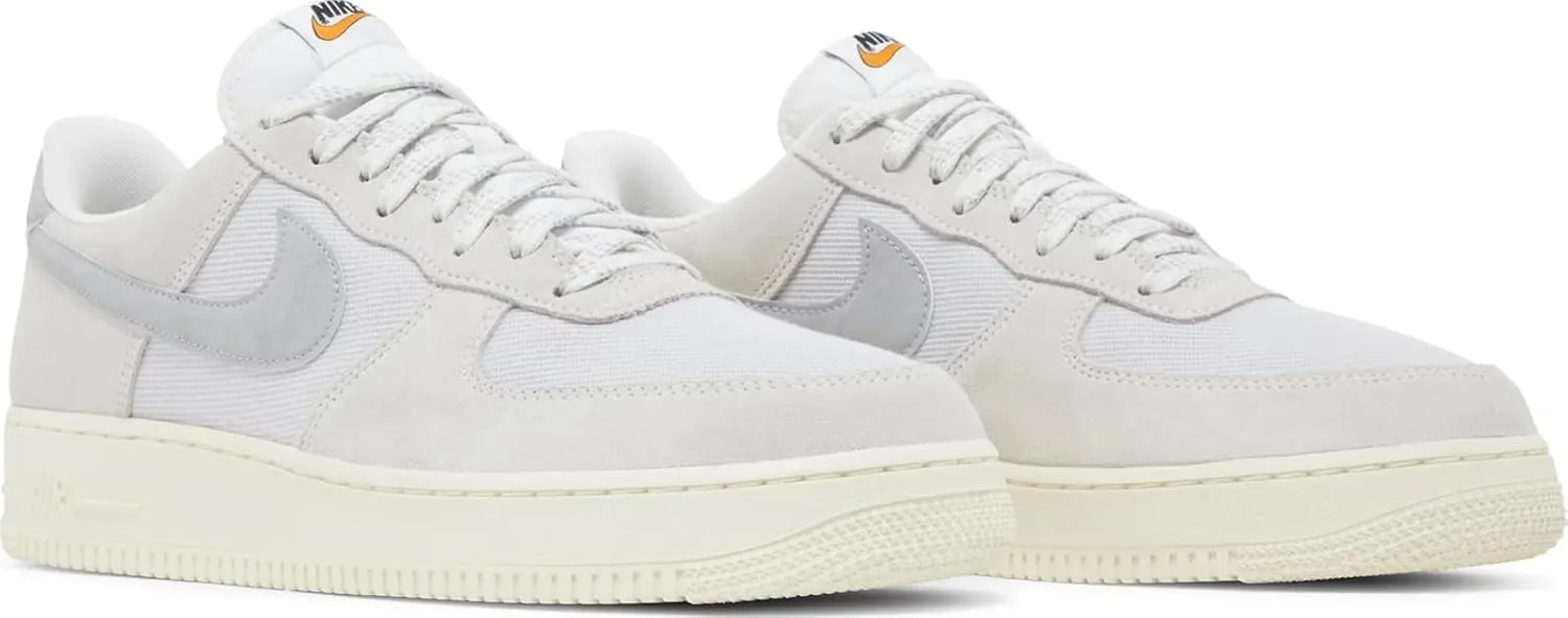 Nike Men's Modern