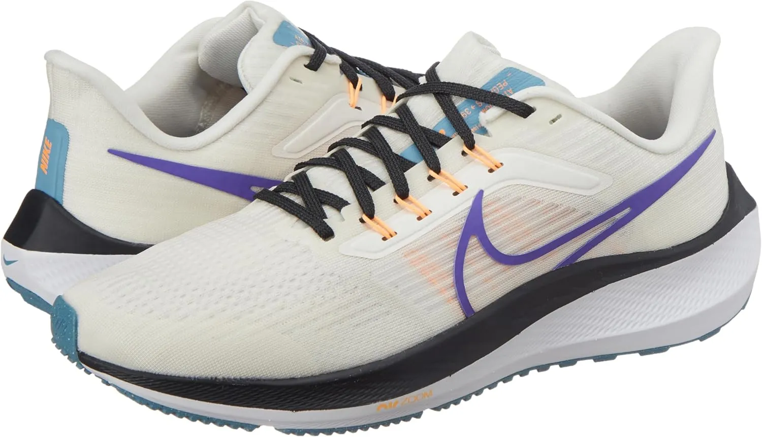 NIKE Women's Sneaker