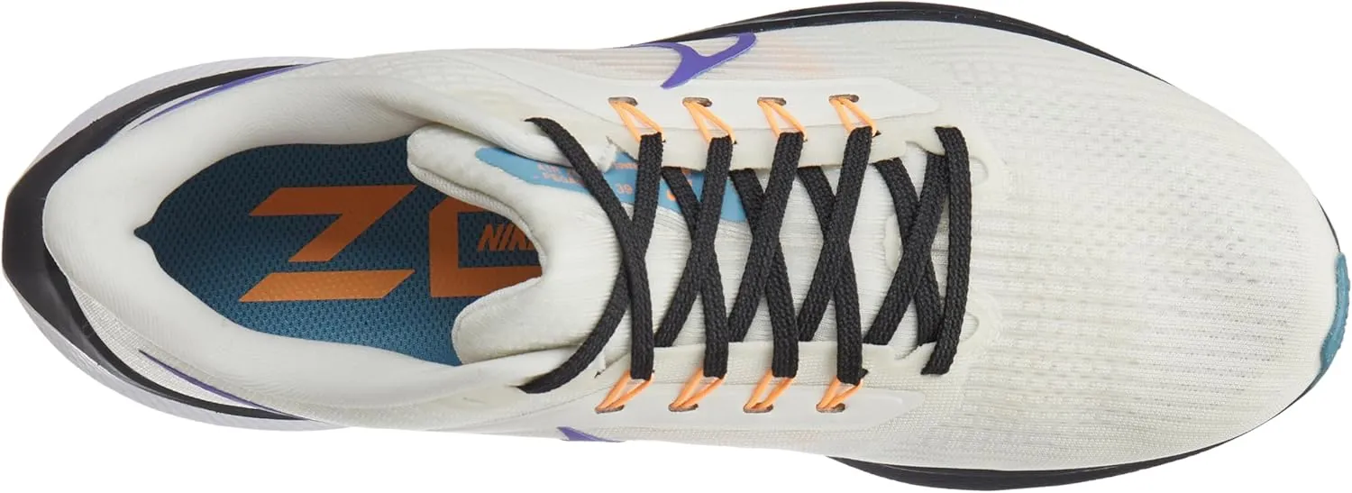 NIKE Women's Sneaker