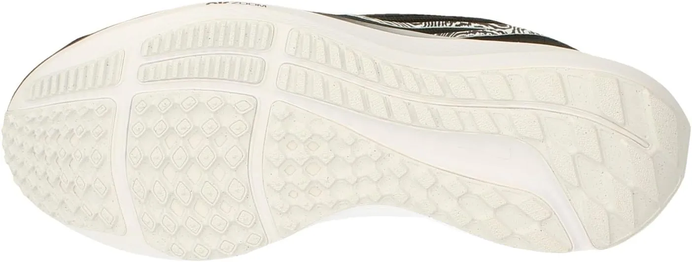 NIKE Women's Sneaker