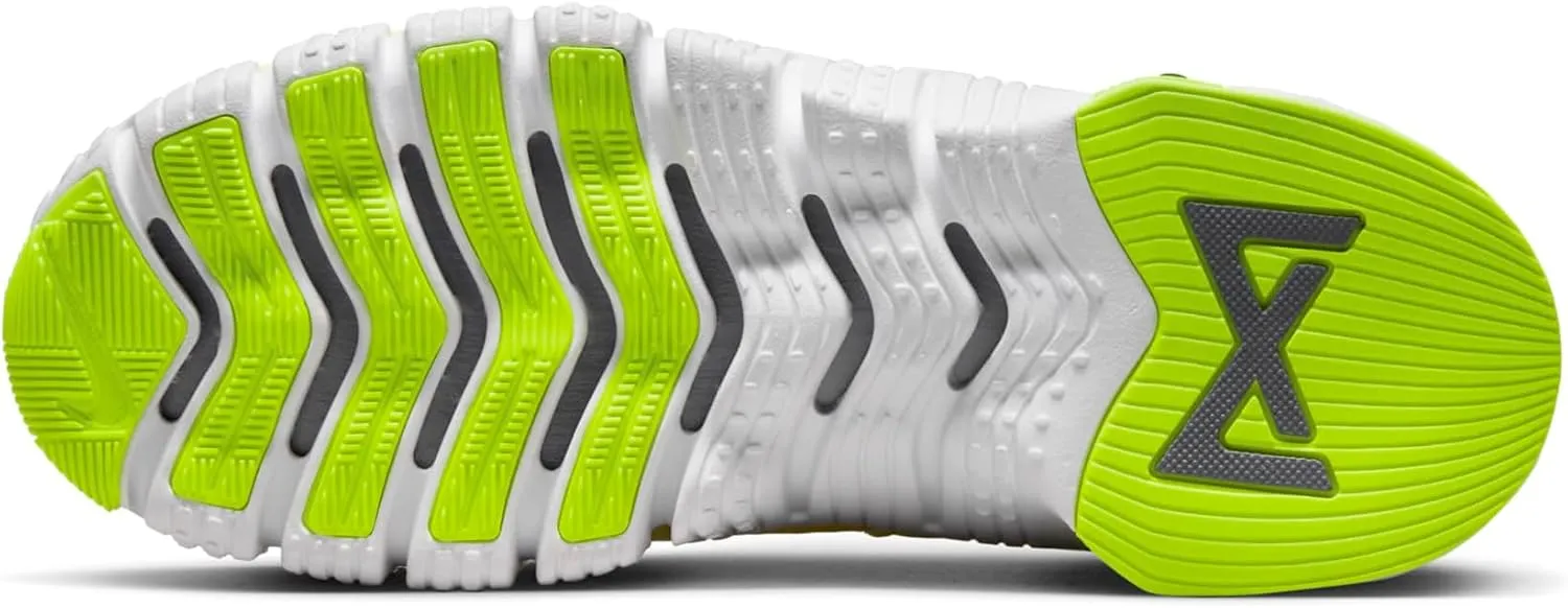 Nike Women's W Free Metcon 5 Sneaker, 0