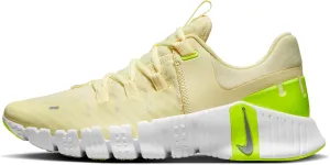 Nike Women's W Free Metcon 5 Sneaker, 0