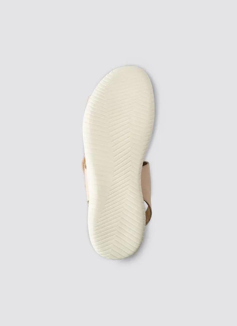 Quinn Sandal