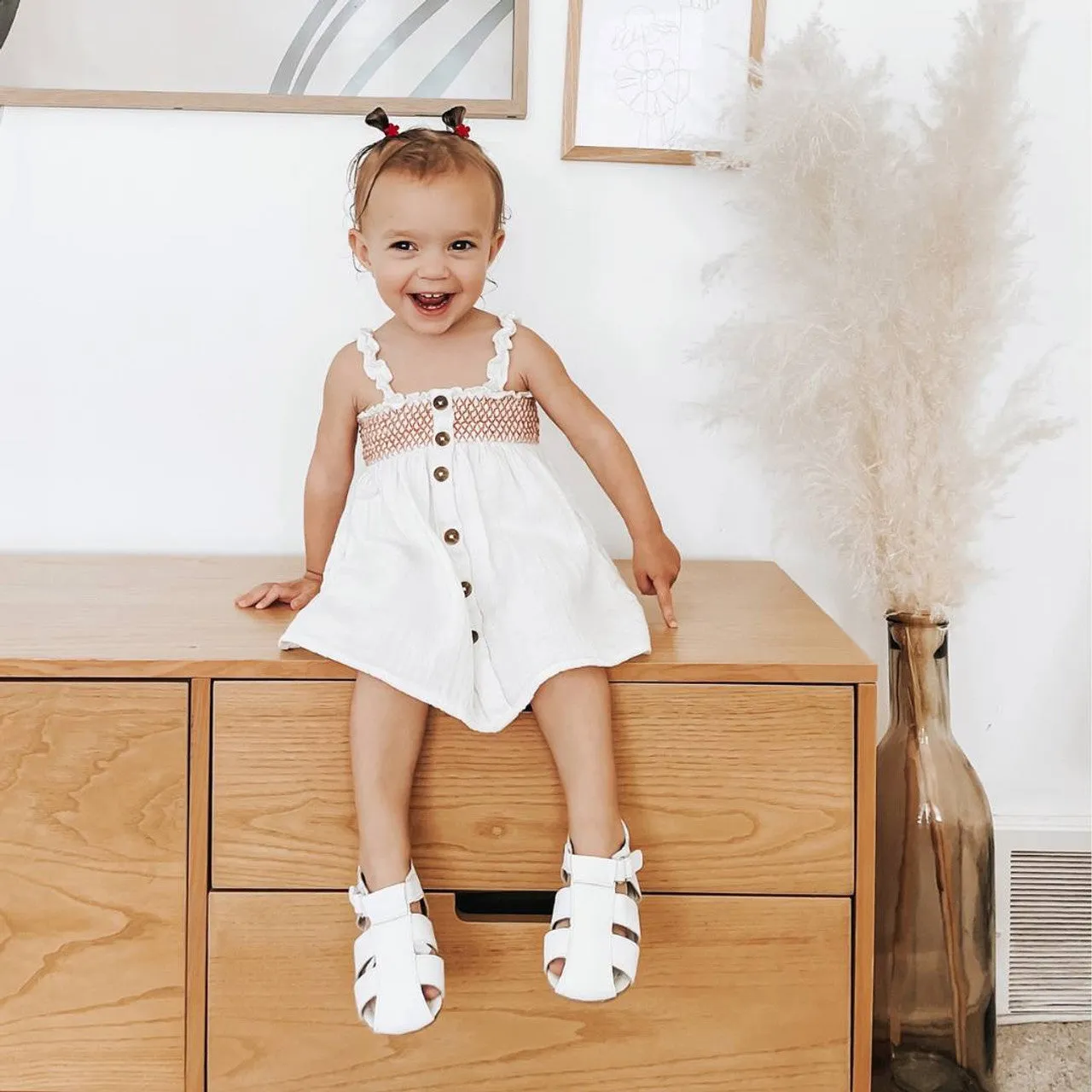 Robeez Lacey First Kicks Sandals in White - Size 18-24 Months