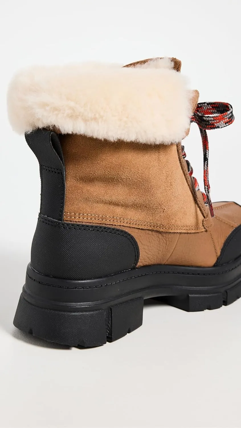 UGG Women's Ashton Addie Snow Boot