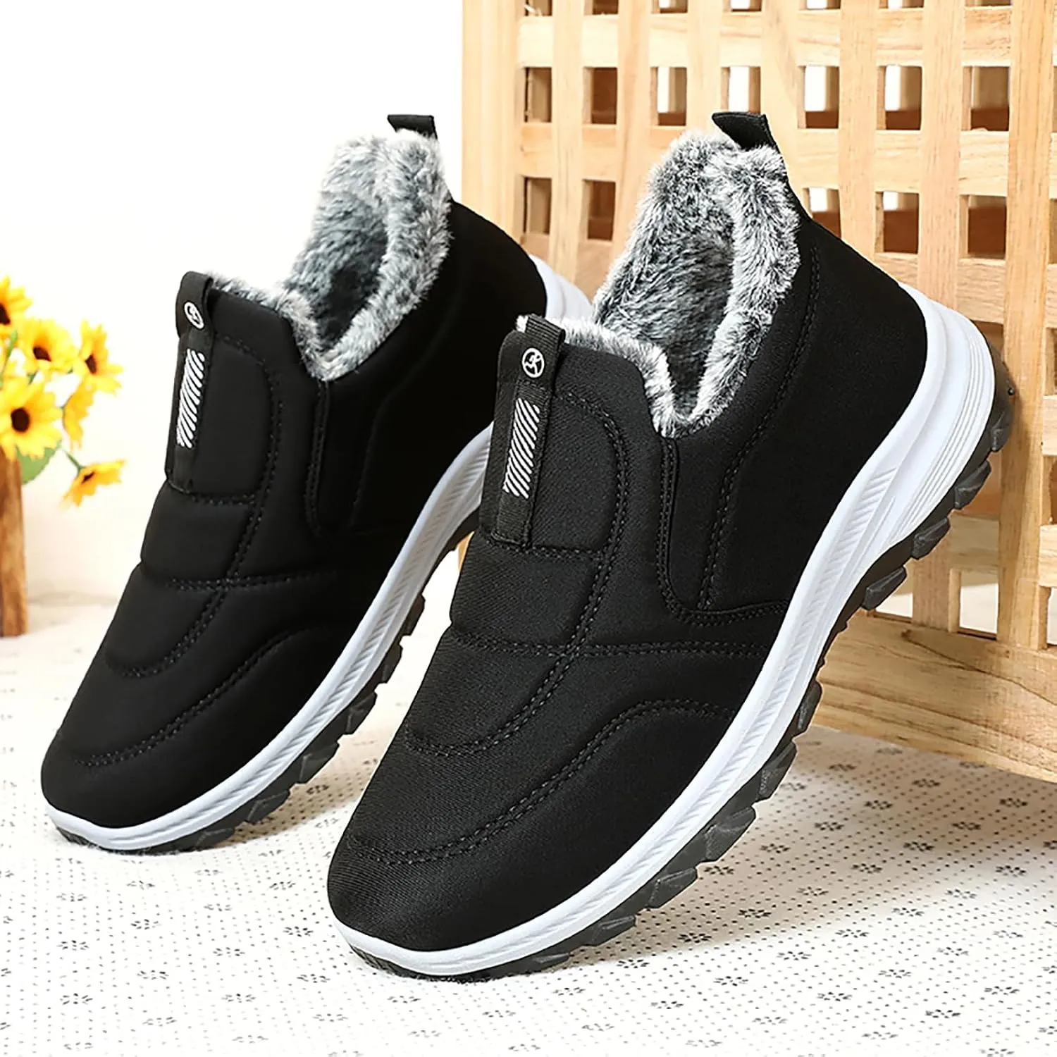 Women Winter Snow Boots Comfortable Warm Fur lined Slip on Ankle Boots Lightweight Waterproof Outdoor Booties